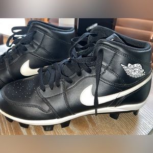 Nike Air Jordan 1 Retro High MCS Men's Black White Baseball Cleats